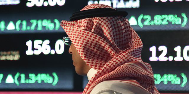 United Arab Emirates equities inch down  