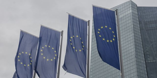 Euro zone Q4 GDP tacks on 0.6%,in line with expectations 