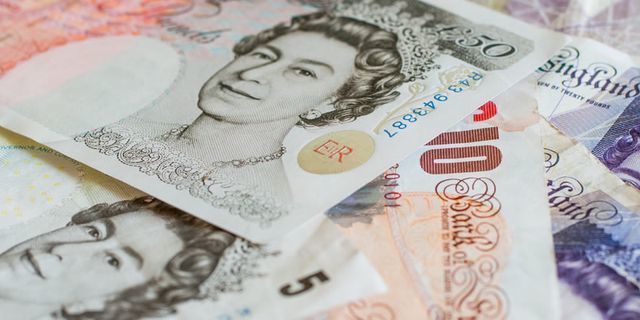 UK pound edges up on hopes for Brexit deal 