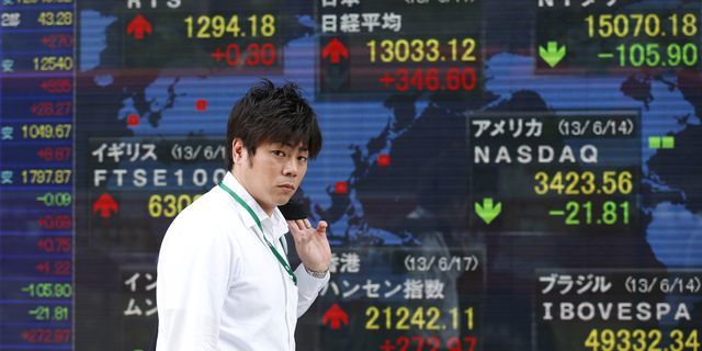 Asian stocks reach two-year peaks on darkening outlook 