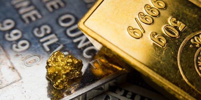 Gold is nearly intact ahead of Fed minutes 
