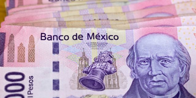 The USD/MXN has risen by more than 5,900 pips on tariff threats
