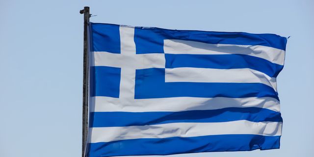 Greek current account deficit extends in May 