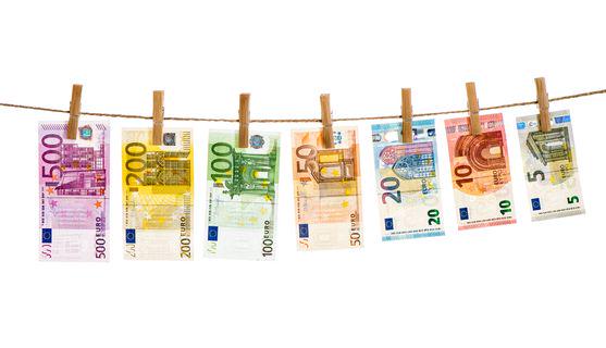 EUR/USD: looks at 1.25 target